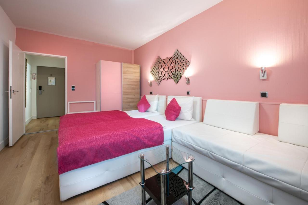 Rivoli Charme 3* München